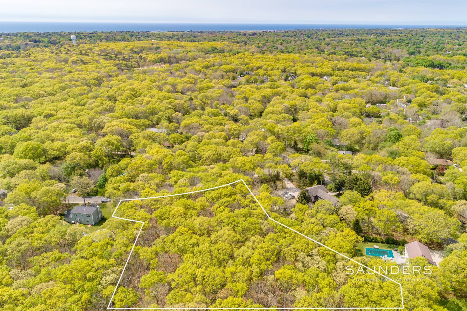 John Brady Real Estate Agent Hamptons Real Estate Saunders & Associates Shelter Island