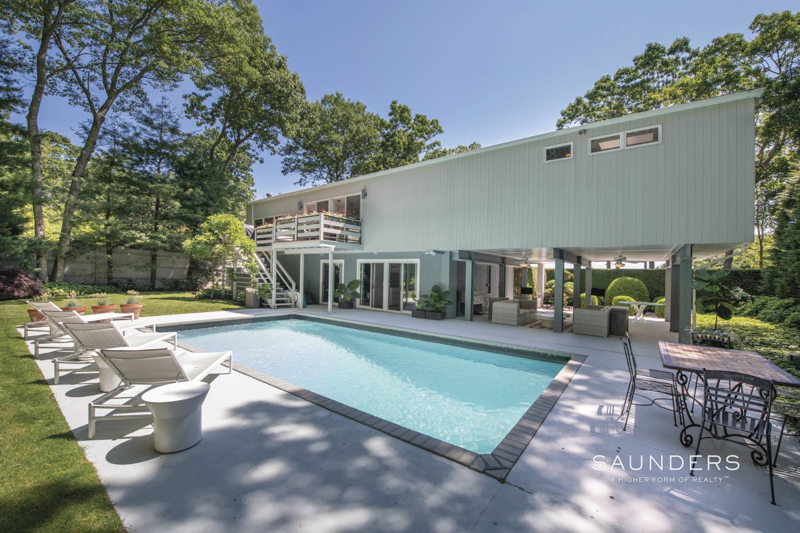 1039 Springs Fireplace Road East Hampton Town New York 11937